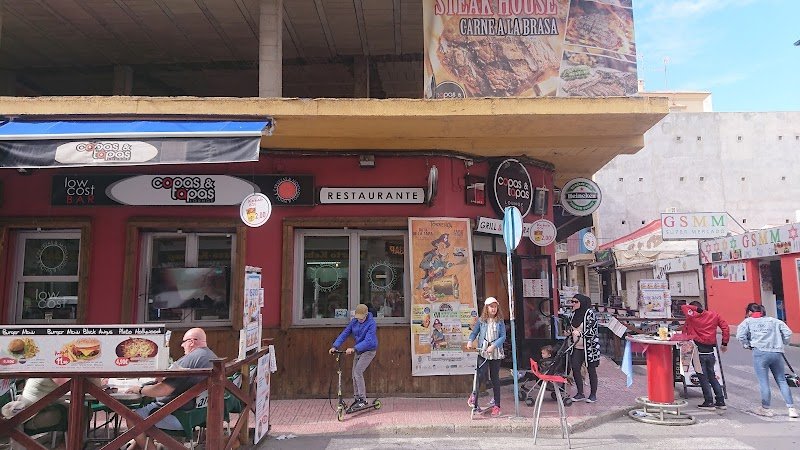 Brasas & Tapas Lounge bar - restaurante en Torrevieja, Alicante, España