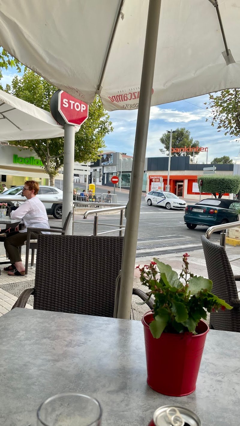 Brasería miramar - restaurante en Alfaz del Pi, Alicante, España
