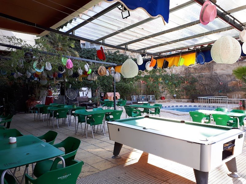British Bar Queen Mary - restaurante en Benidorm, Alicante, España