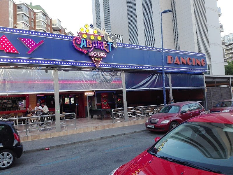Broadway Cabaret - restaurante en Benidorm, Alicante, España
