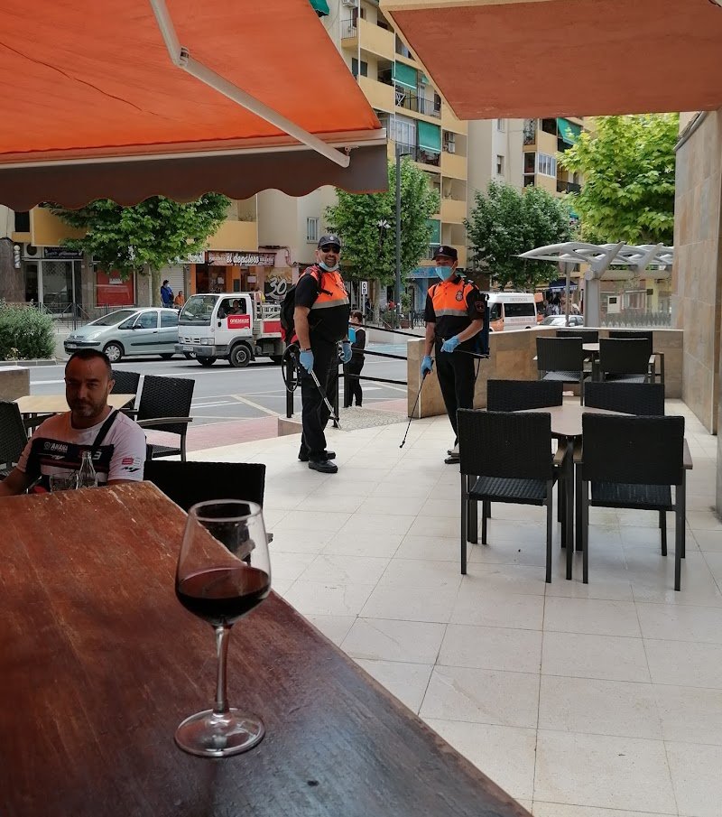 Cafe Bar Albeniz - restaurante en Alfaz del Pi, Alicante, España