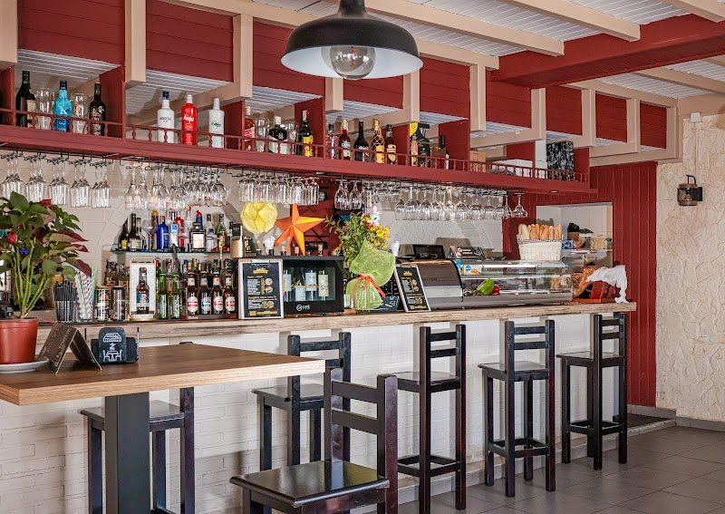 Cafe Bar AVENIDA 67 - restaurante en Torrevieja, Alicante, España