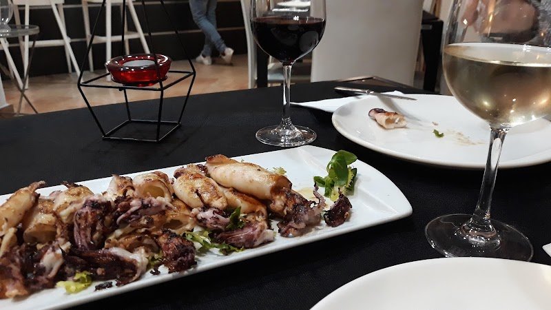 Cafe Bar La Equina - restaurante en El Campello, Alicante, España