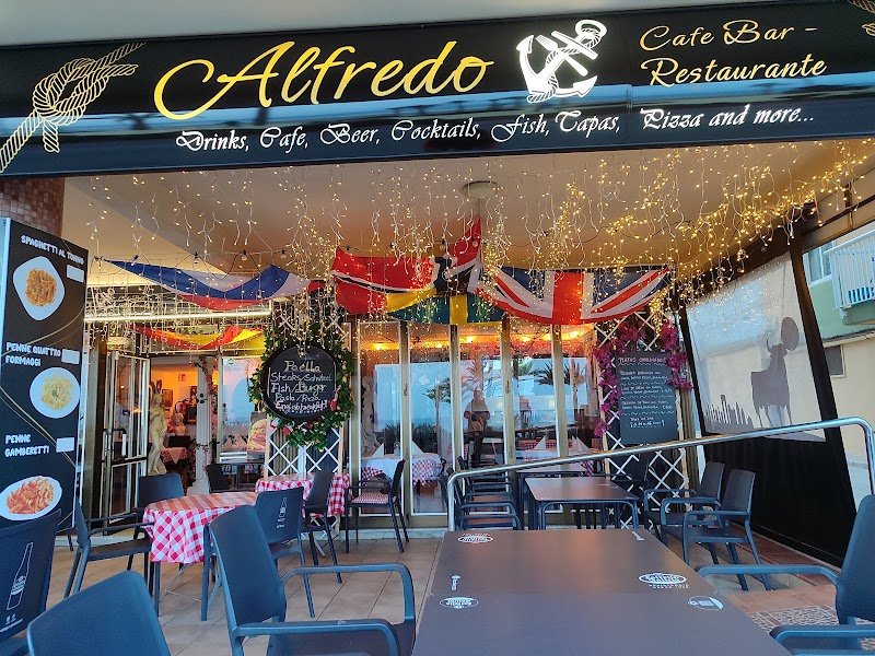 Cafe Bar Restaurante & Steakhouse Alfredo - restaurante en Benidorm, Alicante, España