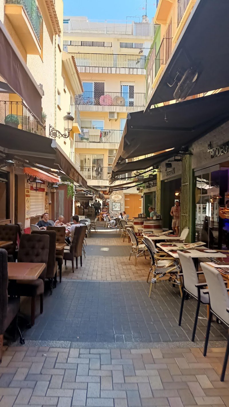 Café Troyano - restaurante en Benidorm, Alicante, España