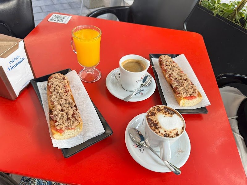 Cafetería Alexandra - restaurante en Santa Pola, Alicante, España