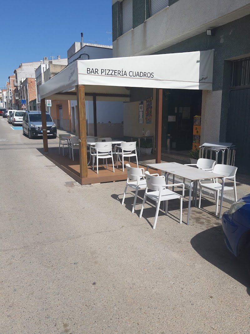 Cafetería bar Cuadros - restaurante en Alcalà de Xivert, Castellón, España