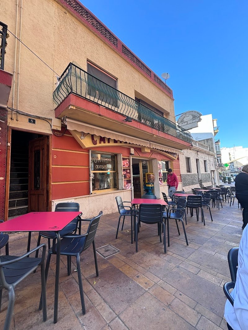 CAFETERÍA BON MATI - restaurante en Calpe, Alicante, España