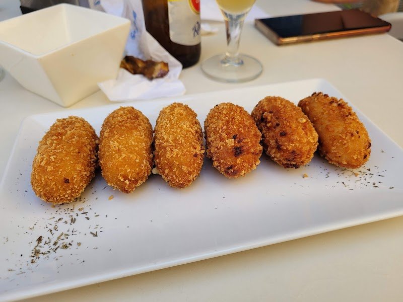 Cafetería Colón - restaurante en Villajoyosa, Alicante, España