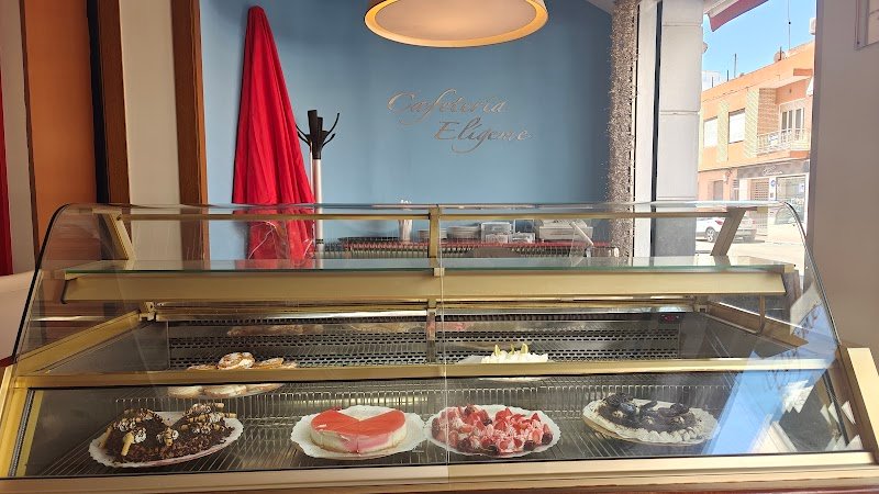 Cafetería Elígeme - restaurante en Guardamar del Segura, Alicante, España