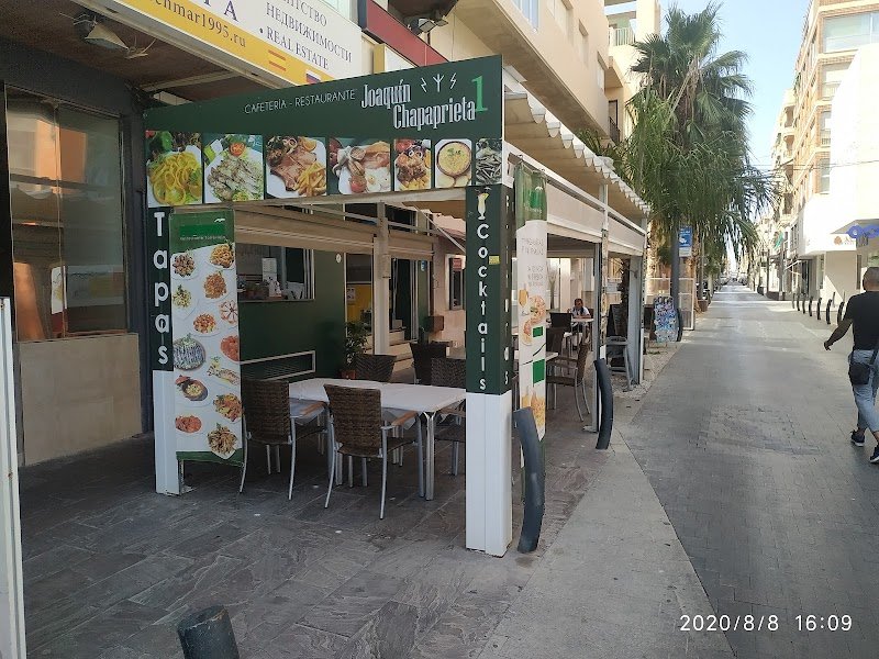 Cafetería Joaquín Chapaprieta - restaurante en Torrevieja, Alicante, España