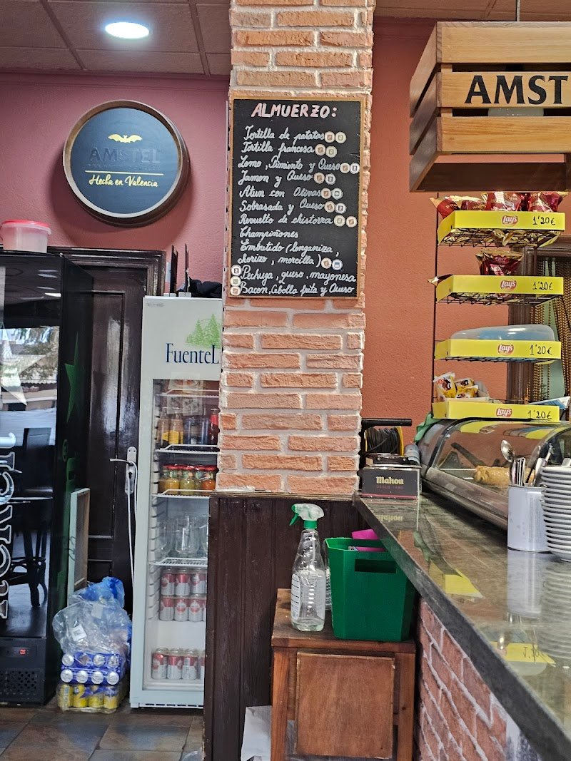 Cafeteria La Principal - restaurante en Sagunto, Valencia, España