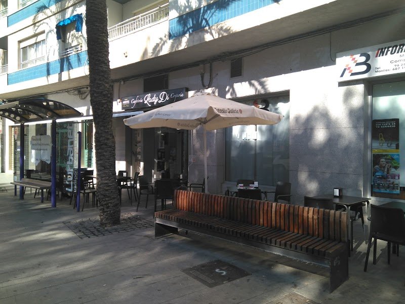 Cafeteria lady Di - restaurante en Gandía, Valencia, España