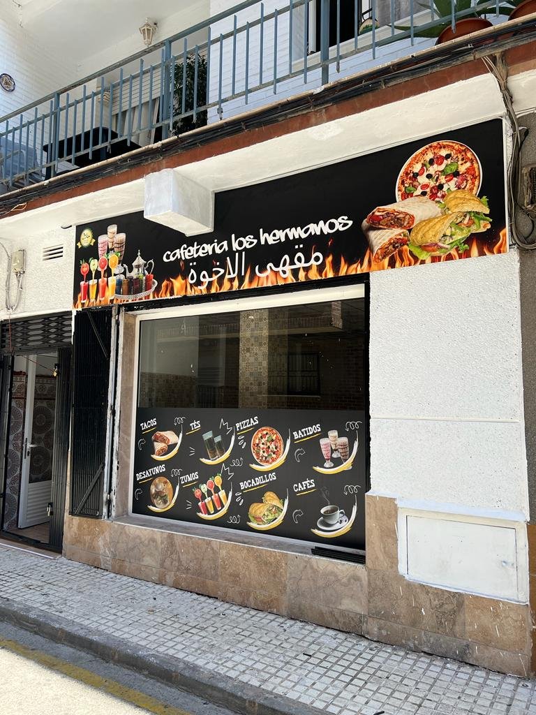 Cafeteria Los Hermanos - restaurante en Pilar de la Horadada, Alicante, España