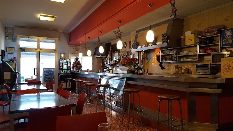 Cafetería Pizzeria nº 1 - restaurante en Piles, Valencia, España