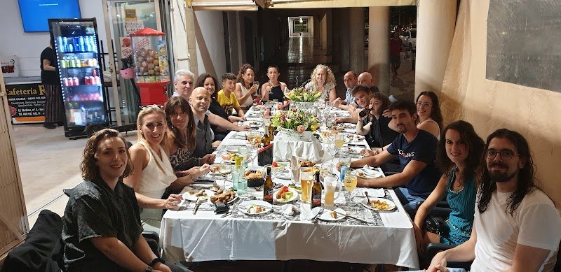 Cafeteria Reina Benidorm - restaurante en Benidorm, Alicante, España