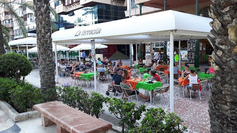Cafetería Tapería La Terracita - restaurante en Alicante, Alicante, España