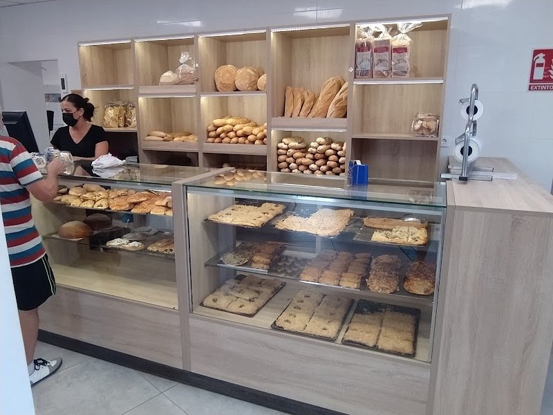 Cafetería y panadería el 29 - restaurante en Santa Pola, Alicante, España