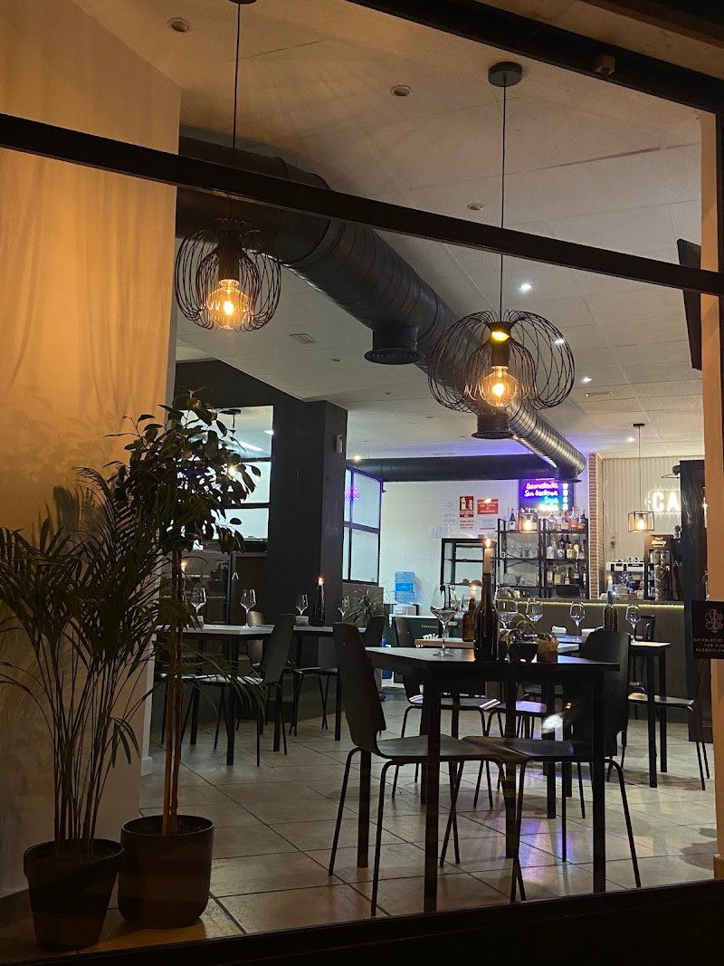 CASA 15 - restaurante en Alicante, Alicante, España