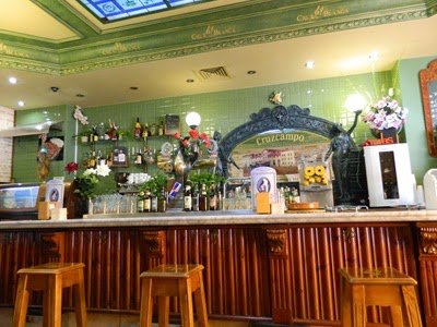 Cervecería Cruz Blanca - restaurante en Villajoyosa, Alicante, España