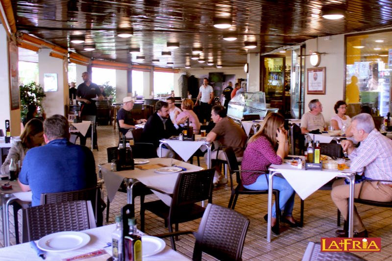 Cervecería La + Fría Marbella - restaurante en Marbella, Málaga, España