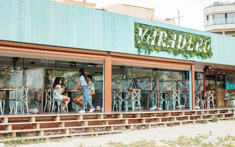 Chiringuito Restaurante Nuevo Varadero - restaurante en Villajoyosa, Alicante, España