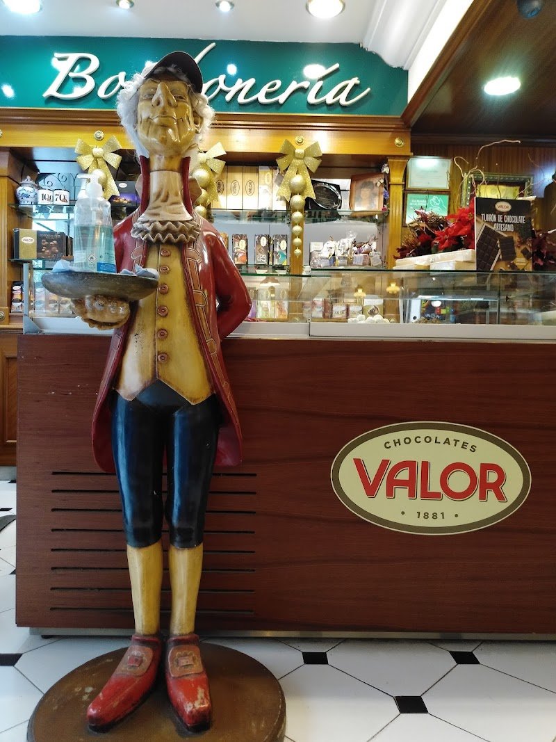 Chocolatería Valor - restaurante en Torrevieja, Alicante, España