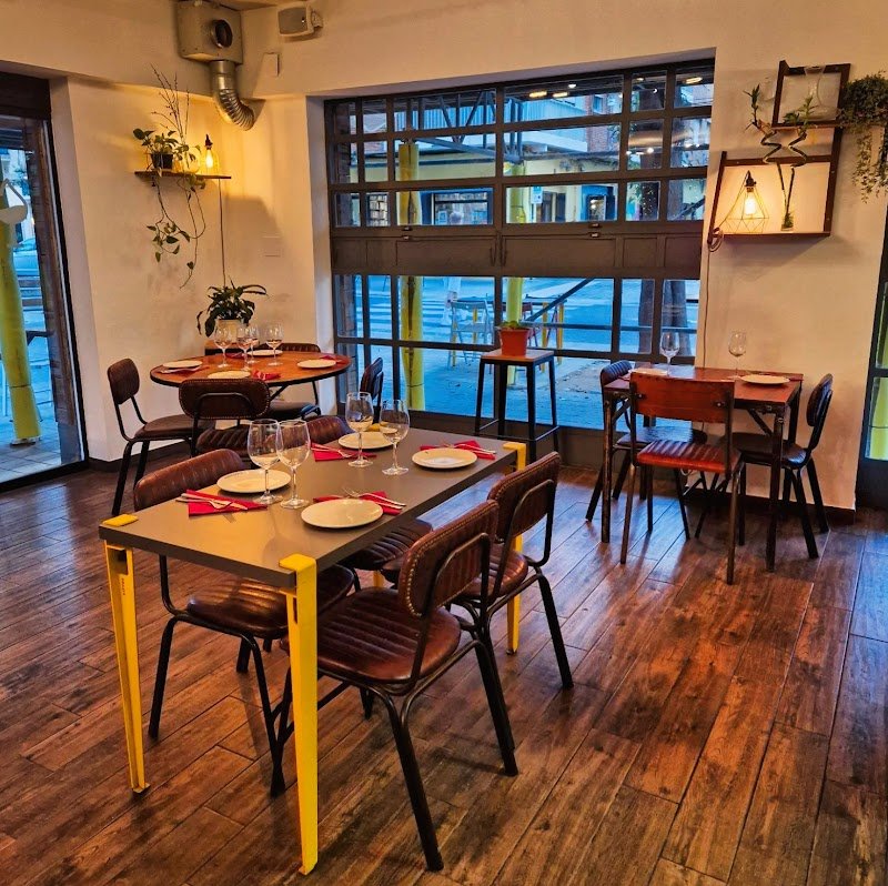 Cienfuegos Brasa y Vino - restaurante en Valencia, Valencia, España