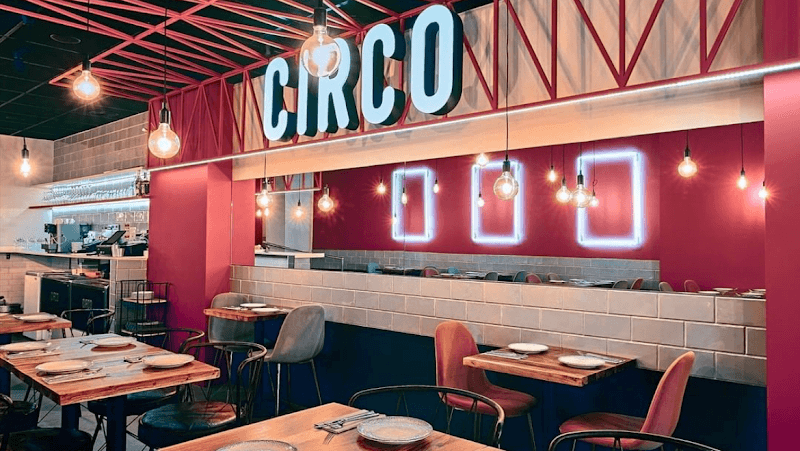 CIRCO BURGER Gran Via - restaurante en Valencia, Valencia, España