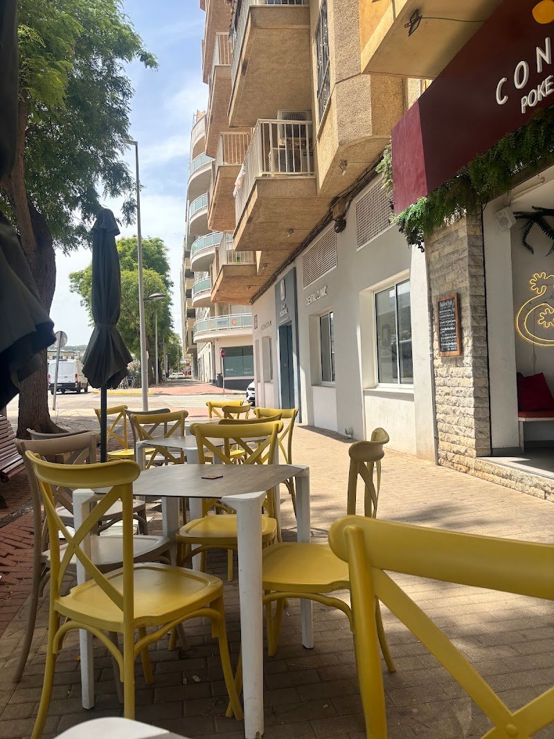 Convida POKE & Coffee - restaurante en Dénia, Alicante, España