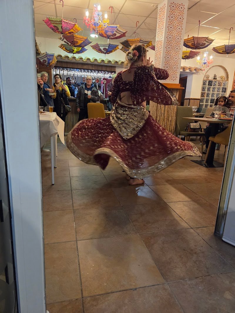 CÚRCUMA restaurante indio/indian restaurant - restaurante en Oliva, Valencia, España