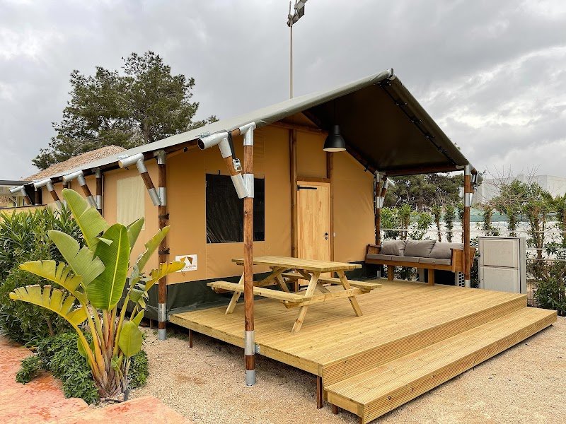 Devesa Gardens Camping & Resort - restaurante en El Saler, Valencia, España