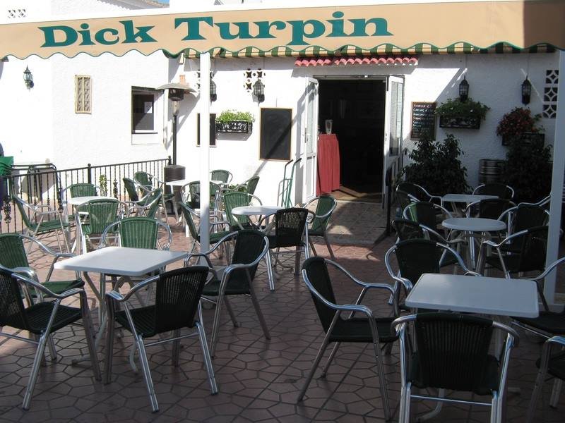 Dick Turpin Bar - restaurante en Santa Pola, Alicante, España