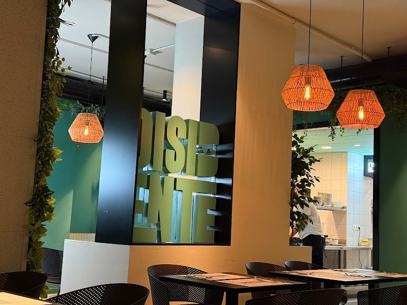 Disidente Restaurante Vegetariano - restaurante en Valencia, Valencia, España