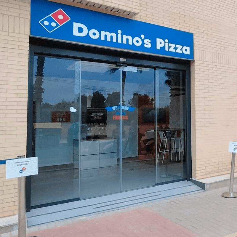 Domino's Pizza - restaurante en El Campello, Alicante, España