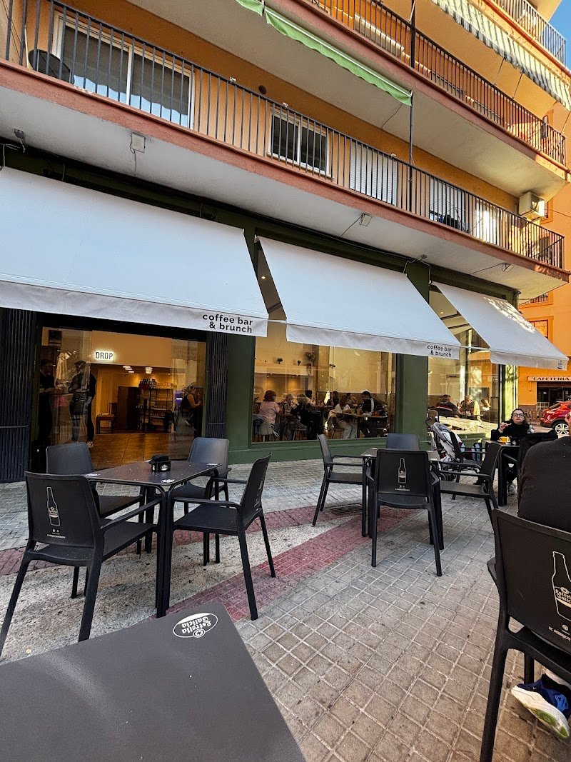 DROP Specialty Coffee Bar & Brunch - restaurante en Xàtiva, Valencia, España