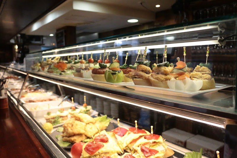 EL BODEGON Aurrera - restaurante en Benidorm, Alicante, España