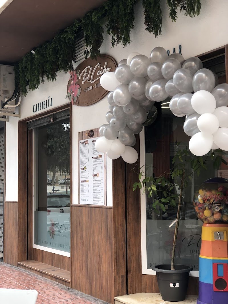 El Ceibo Restobar - restaurante en Torrevieja, Alicante, España