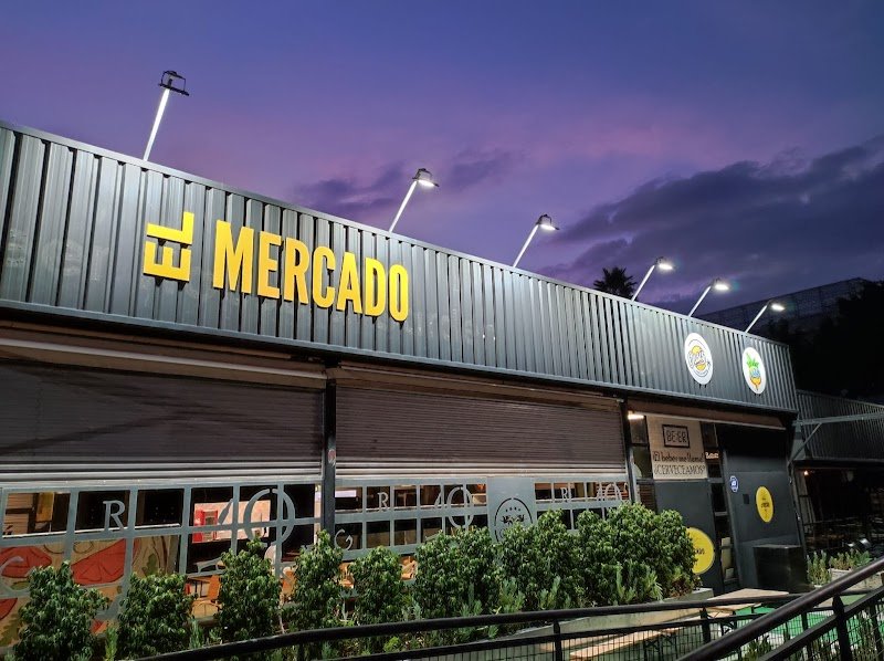 El Mercado Food Hall - restaurante en Elche, Alicante, España