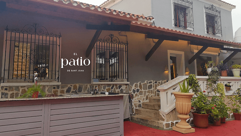 El Patio de San Juan - restaurante en San Juan de Alicante, Alicante, España