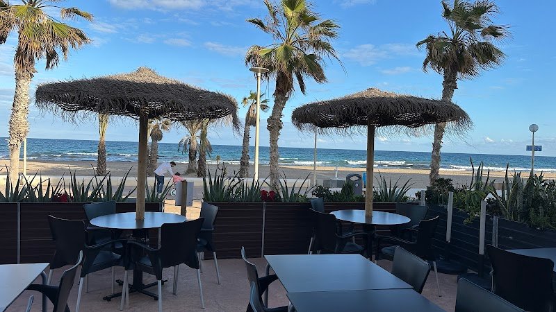 El Pilón de la Negra Alicante - restaurante en Arenales del Sol, Alicante, España
