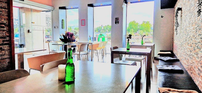 EL PUNTO de encuentro Fusión peruana - restaurante en Sagunto, Valencia, España
