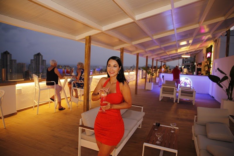 Flamingo Sky Bar - restaurante en Benidorm, Alicante, España