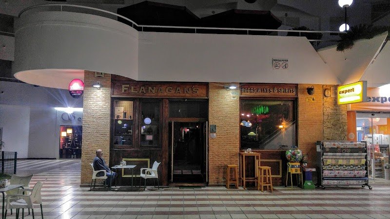 Flanagan's Irish Pub - restaurante en El Campello, Alicante, España