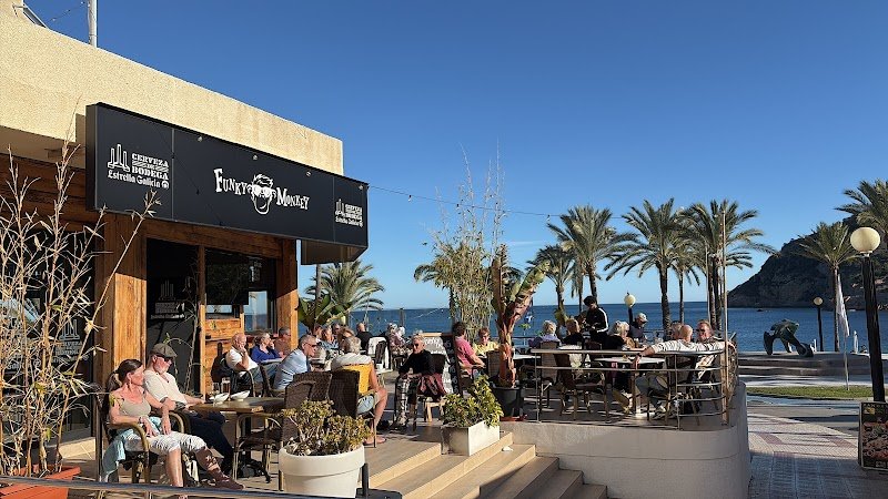 Funky Monkey - restaurante en Alfaz del Pi, Alicante, España