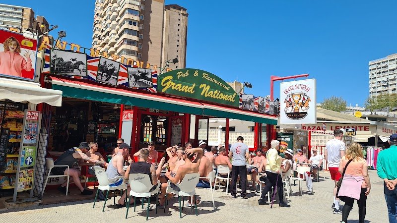 Grand National - restaurante en Benidorm, Alicante, España