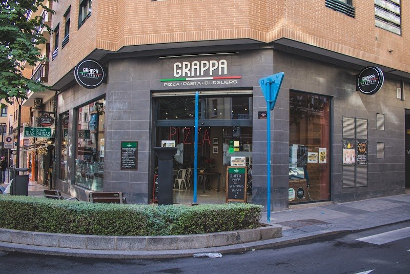 GRAPPA Pizzería 🍕 - restaurante en Alicante, Alicante, España