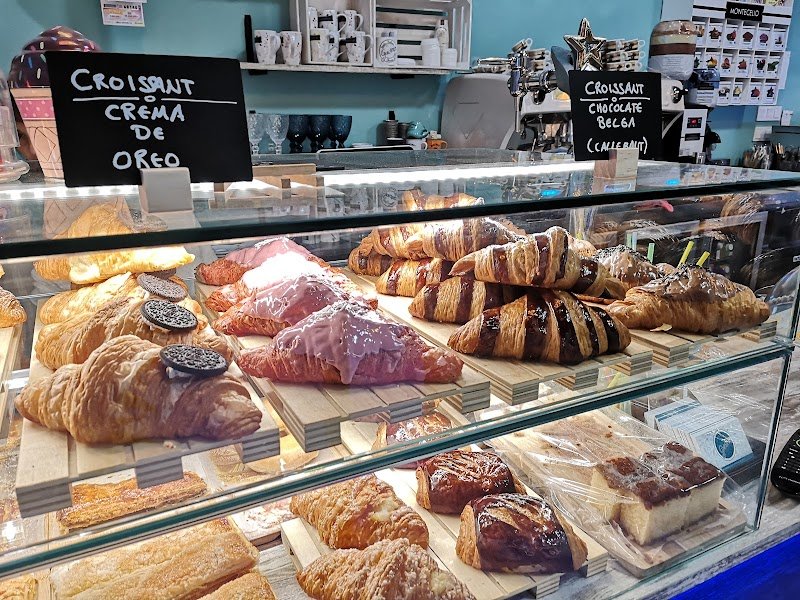 Guiomar Obrador & Café - restaurante en Benidorm, Alicante, España