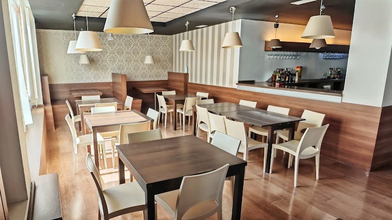 Hermanos de Fuego - Almuerzos XXL & Hamburguesería Premium - restaurante en El Puig, Valencia, España