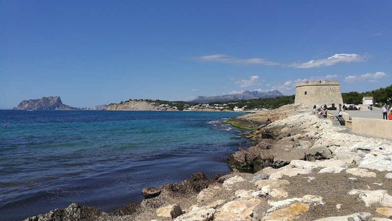Hollys Cb - restaurante en Moraira, Alicante, España